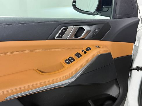 Used 2023 BMW X5 xDrive40i w/ M Sport Package image 15