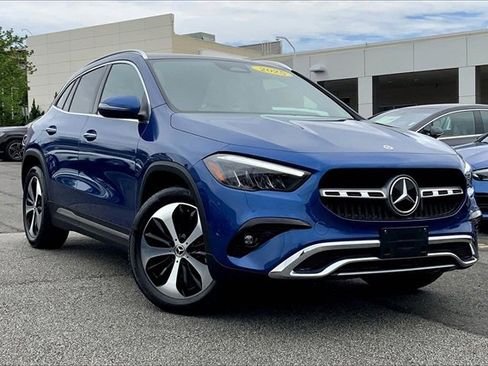 Used 2025 Mercedes-Benz GLA 250 4MATIC image 1