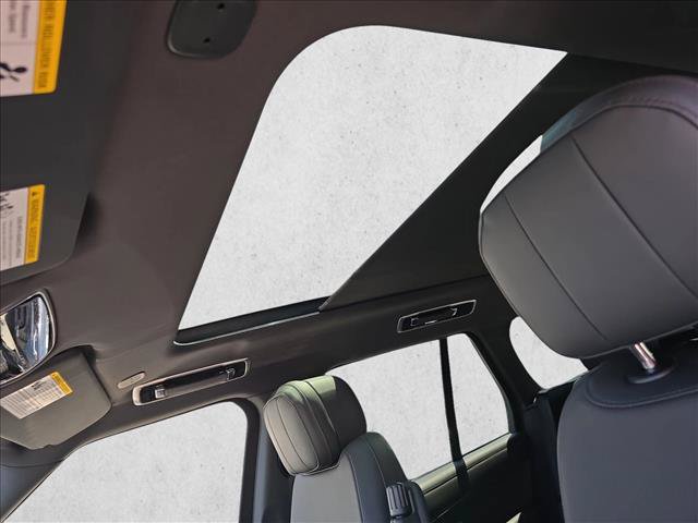 New 2025 Land Rover Range Rover SE AWD/4WD image 29