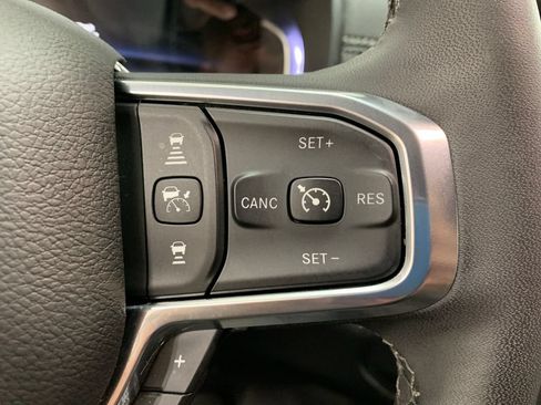 Used 2026 RAM 2500 Laramie AWD/4WD image 13