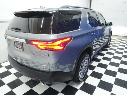 Used 2023 Chevrolet Traverse LT FWD image 9