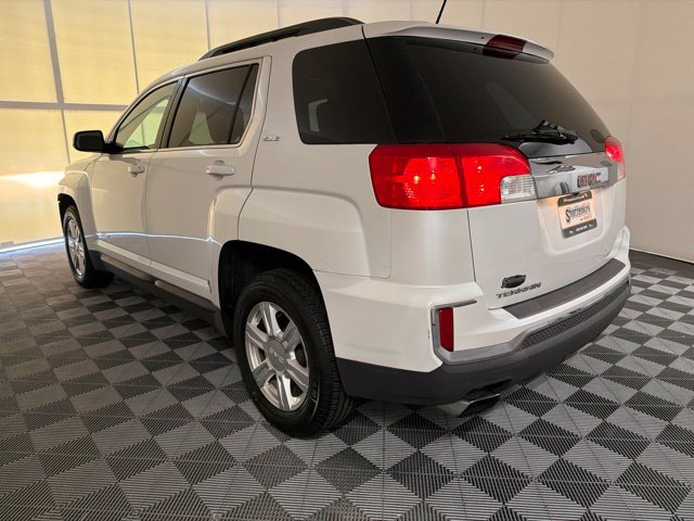 Used 2016 GMC Terrain SLE w/ Convenience Package FWD image 9