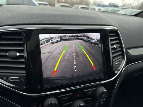 Used 2020 Jeep Grand Cherokee Trailhawk w/ Trailhawk Luxury Group image 16