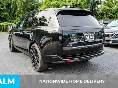 Used 2024 Land Rover Range Rover Long Wheelbase SE AWD/4WD image 5