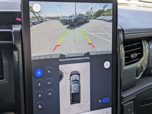 New 2025 Ford F150 Lightning Platinum image 25