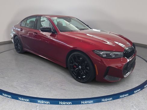 Used 2025 BMW 330i Sedan w/ M Sport Package RWD image 4