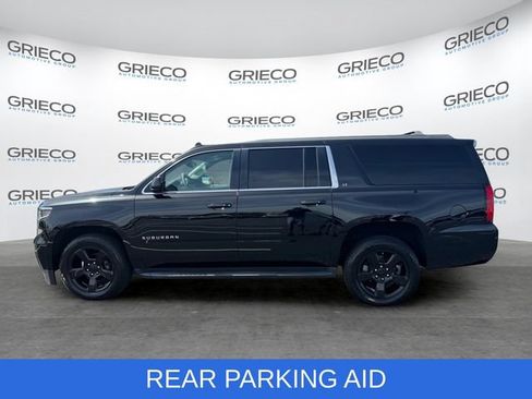 Used 2020 Chevrolet Suburban LT w/ Luxury Package RWD image 4