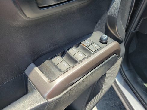 Used 2023 Toyota Tacoma SR5 RWD image 29