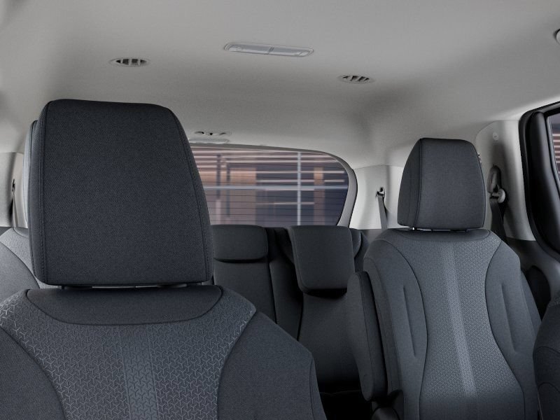 New 2027 Kia Carnival LX FWD image 34