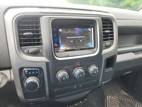 Used 2016 RAM 1500 Express RWD image 16