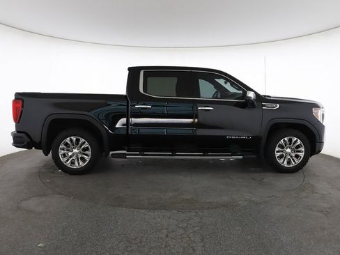 Used 2019 GMC Sierra 1500 Denali w/ Technology Package AWD/4WD image 14