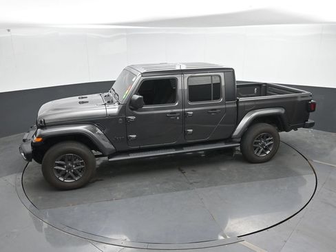 Used 2025 Jeep Gladiator Sport AWD/4WD image 33