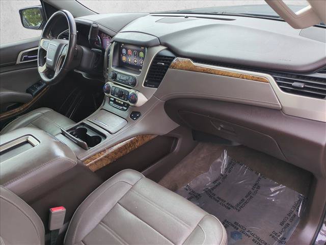 Used 2015 GMC Yukon Denali w/ Touring Package AWD/4WD image 21