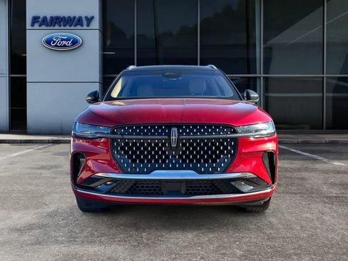 Used 2024 Lincoln Nautilus Reserve w/ Equipment Group 202A image 3