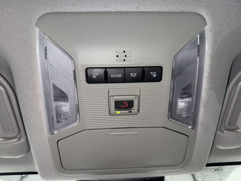 Used 2024 Toyota RAV4 XLE FWD image 26