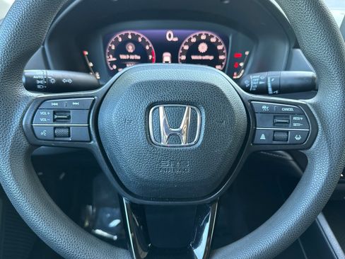 Used 2023 Honda Accord EX image 18