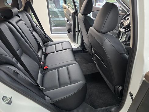 Used 2023 Nissan Rogue SV w/ SV Premium B Package AWD/4WD image 22