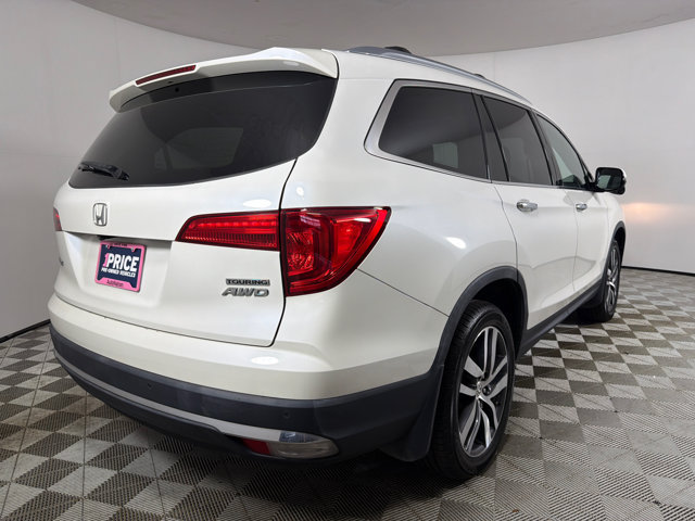 Used 2018 Honda Pilot Touring image 5