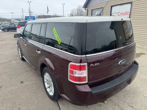 Used 2011 Ford Flex SEL w/ Convenience Pkg image 7