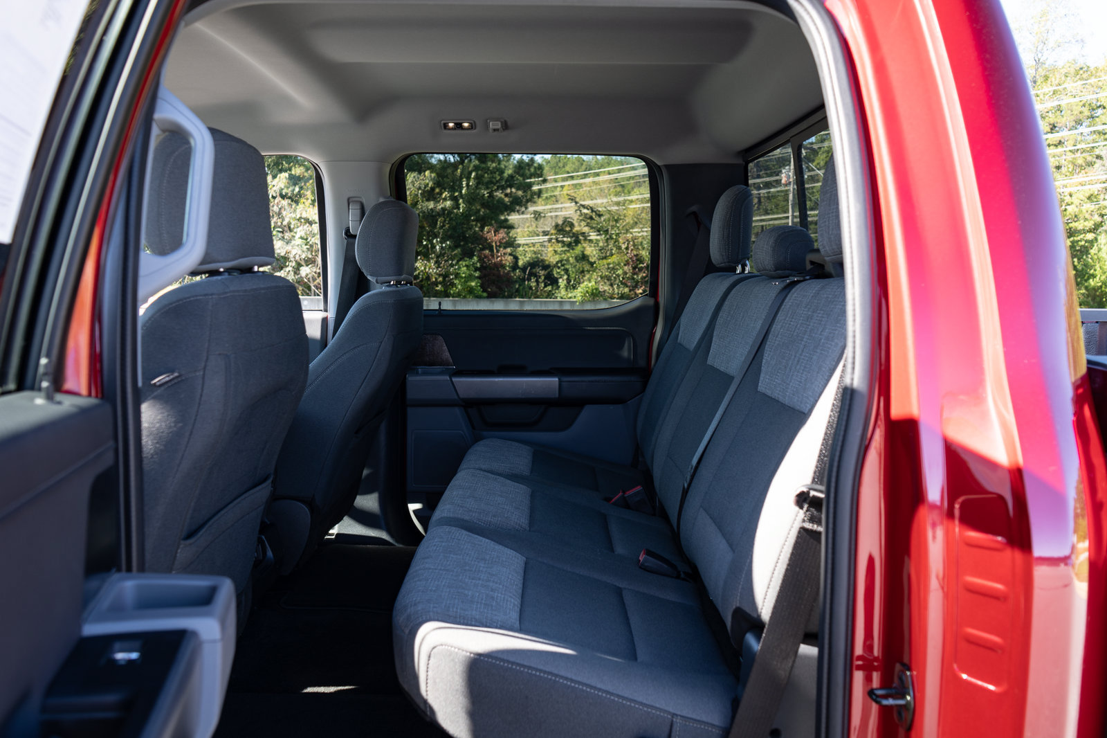 Used 2021 Ford F150 XLT w/ Equipment Group 302A High AWD/4WD image 18