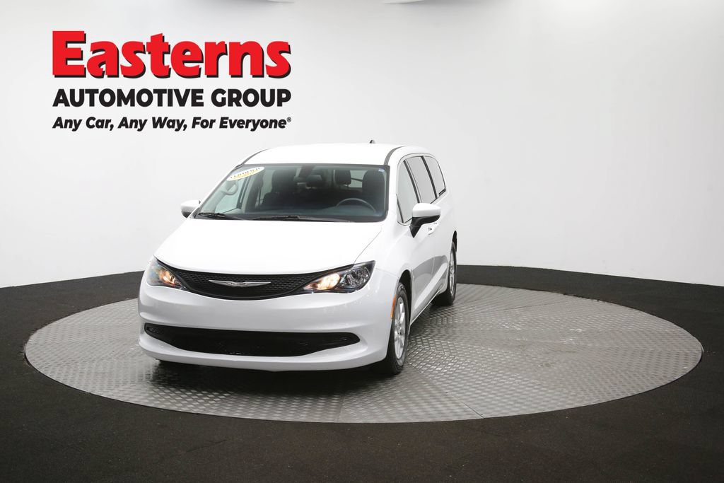 Used 2022 Chrysler Voyager LX FWD image 54