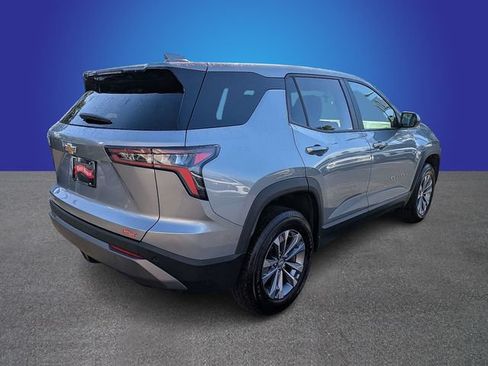 Used 2025 Chevrolet Equinox LT FWD image 5