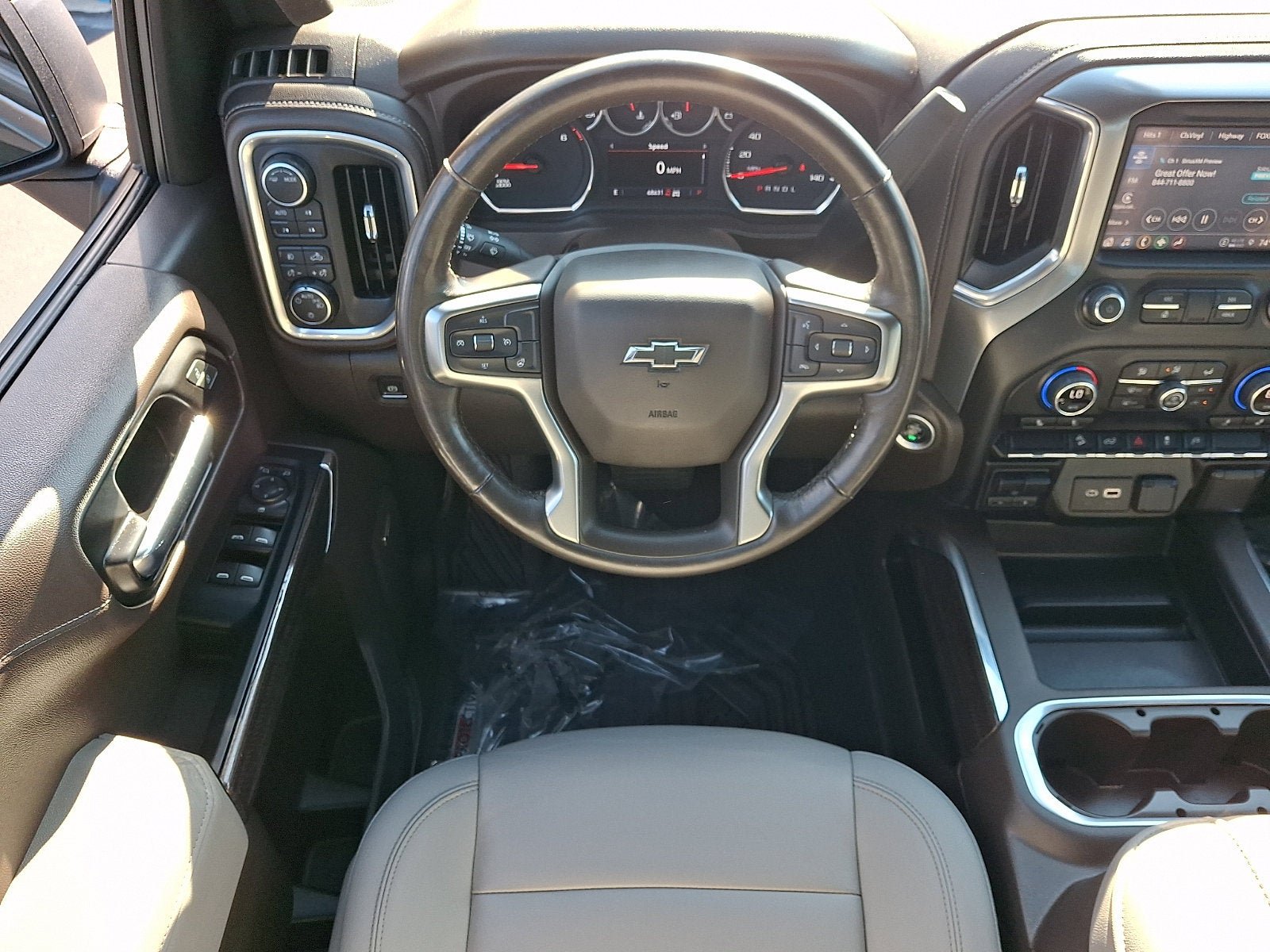Used 2022 Chevrolet Silverado 1500 LT Trail Boss w/ Convenience Package II AWD/4WD image 11