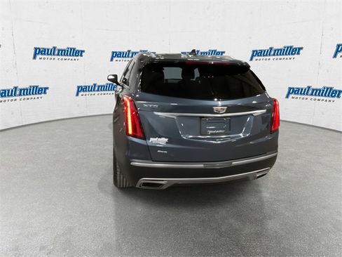 Used 2021 Cadillac XT5 Premium Luxury image 9