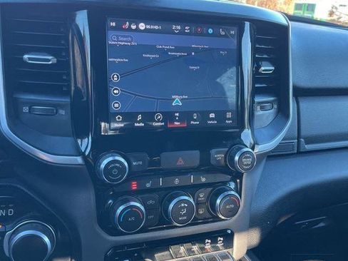 Used 2022 RAM 2500 Big Horn w/ Level C Equiment Group image 14