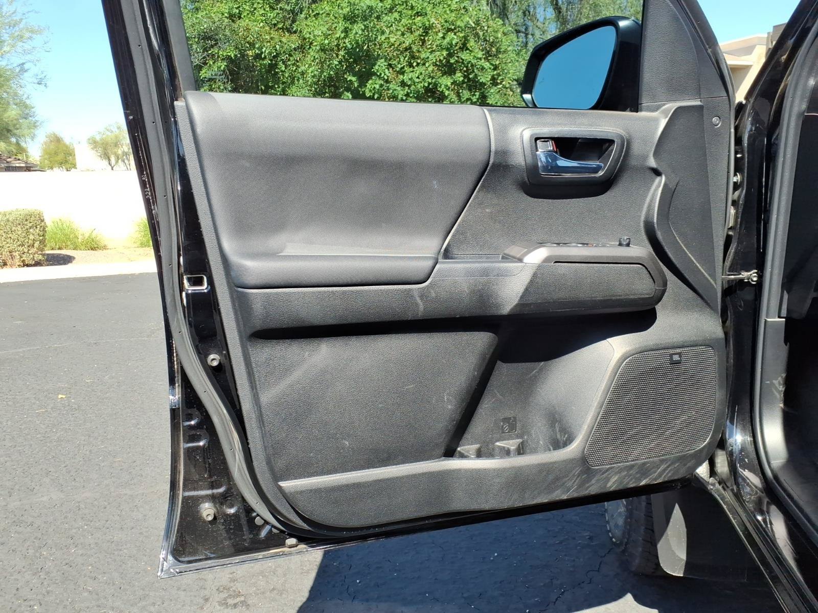 Used 2023 Toyota Tacoma TRD Pro AWD/4WD image 18