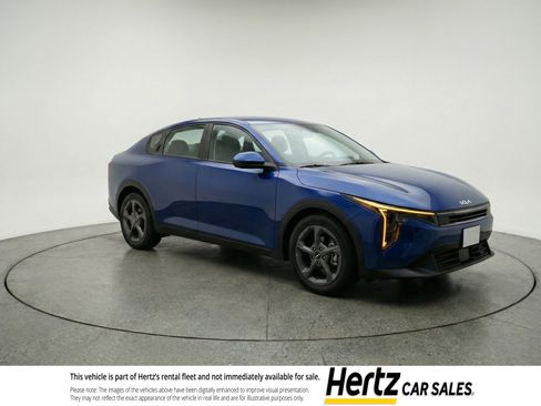 Used 2025 Kia K4 FWD image 1