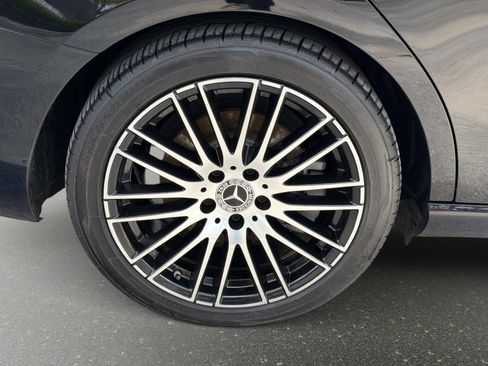 Used 2024 Mercedes-Benz C 300 C 300 Sedan image 19