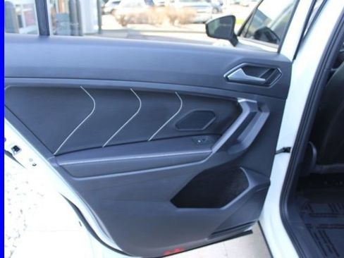 Used 2024 Volkswagen Tiguan SE R-Line image 26