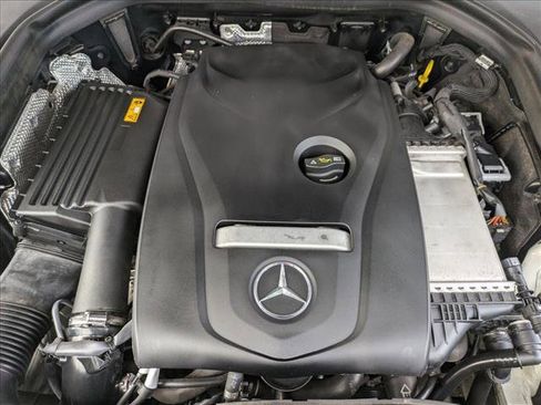 Certified 2018 Mercedes-Benz GLC 300 image 21
