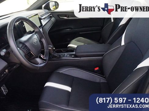 Used 2025 Toyota Camry SE w/ Multimedia Upgrade Package FWD image 20