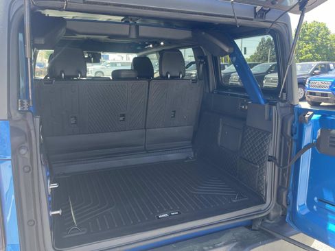 Used 2024 Ford Bronco Wildtrak AWD/4WD image 9