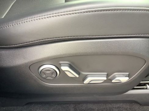 New 2026 Hyundai Ioniq 9 Limited AWD/4WD image 10