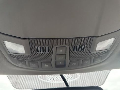 Used 2016 Ford F150 XLT w/ Equipment Group 302A Luxury image 13