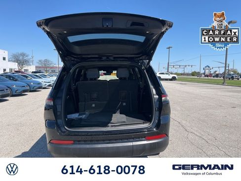 Used 2023 Jeep Grand Cherokee L Laredo AWD/4WD image 21