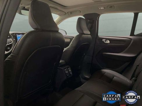 Used 2025 Volvo XC40 B5 Plus image 67