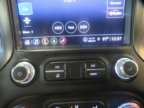 Used 2021 GMC Sierra 1500 AT4 w/ AT4 Premium Package AWD/4WD image 43