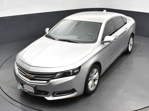 Used 2015 Chevrolet Impala LT image 18