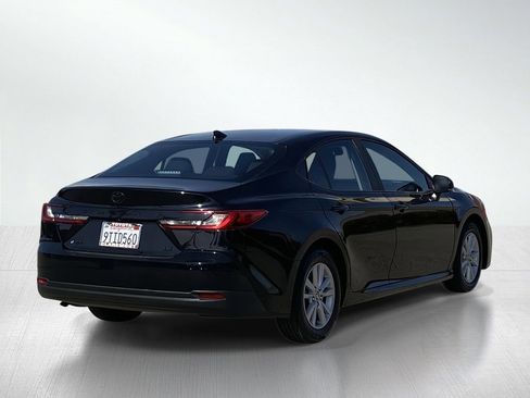 Certified 2025 Toyota Camry LE w/ Convenience Package image 8