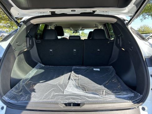 New 2025 Nissan Murano SV AWD/4WD image 24