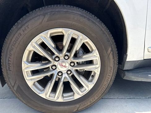 Used 2021 GMC Yukon SLT RWD image 15