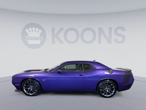 Used 2023 Dodge Challenger R/T Scat Pack w/ Plus Package RWD image 2
