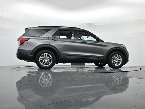 New 2026 Ford Explorer Active RWD image 42