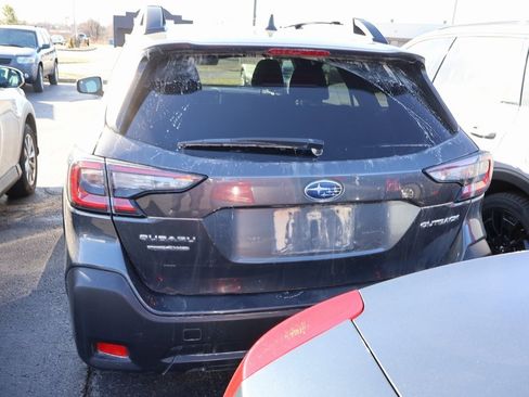 Used 2023 Subaru Outback Premium image 21