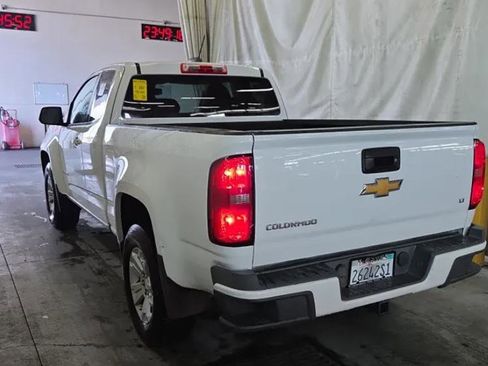 Used 2015 Chevrolet Colorado LT w/ LT Convenience Package image 5