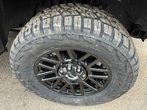 Used 2021 Ford F250 Lariat image 14